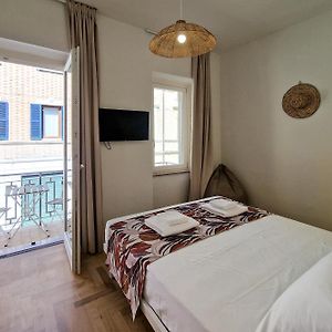 Pola Rooms - Guesthouse